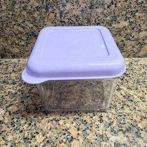 VTG Pottery‎ Barn Kids Purple Snack Container Square Plastic Box w/ Lid Reusable